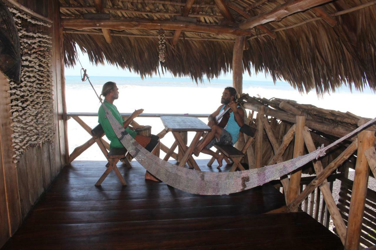 Pelicano Surf Camp La Libertad Exterior foto
