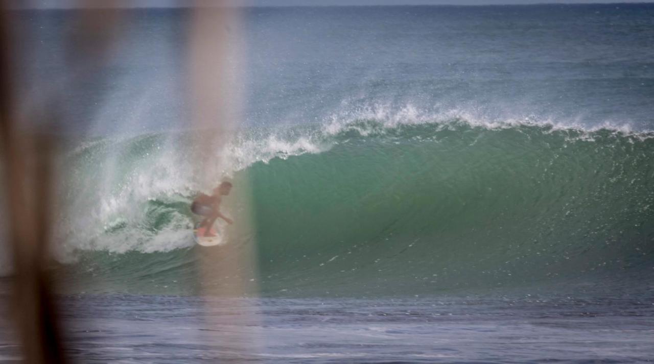 Pelicano Surf Camp La Libertad Exterior foto